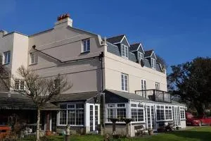 Great Trethew Manor Hotel & Self Catering Lodges - Saint Keyne