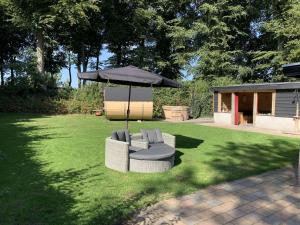 obrázek - Holiday home with covered porch and sauna