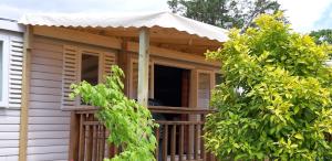 Campings Mobil Home dans camping Lattes : photos des chambres