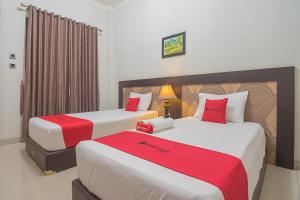 RedDoorz Plus Syariah at Banjarbaru 2