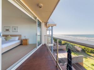 Bayview Beachfront Apartment