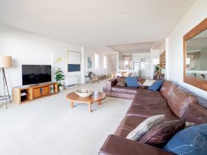Bayview Beachfront Apartment