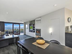 Hearns Beachside Villa 1