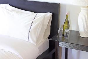 Olesamara Collection