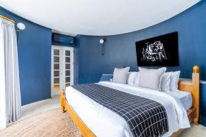 Suite Nhìn Ra Vườn (Suite with Garden View)