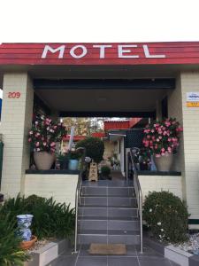 Major Innes Motel