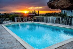 Hotels Hotel Restaurant Le Gardon - Pont du Gard : photos des chambres