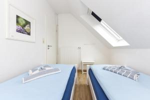 A Hotel Com Haus Stortebeker Wohnung Neuharlingersiel Germany