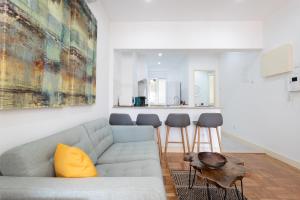 FLH Downtown Central Flat with Balcony