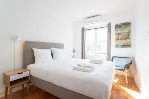 FLH Downtown Central Flat with Balcony