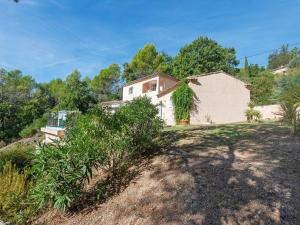 Villas Spacious Villa in Bargemon with Swimming Pool : photos des chambres