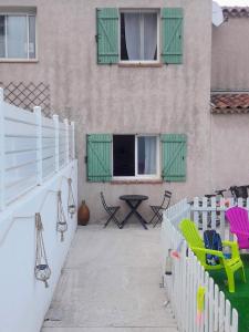 Appartements Hebergements sur la cote bleue bord de mer : photos des chambres