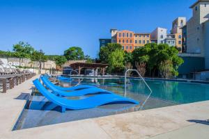 Apartment room in Relaxing Suite + Pool + Gym