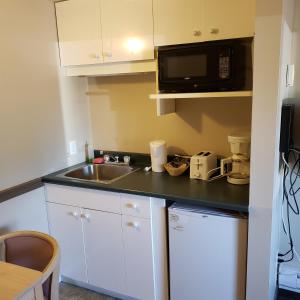 Shemron Suites Hotel