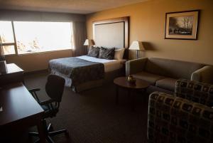 Medicine Hat Lodge, Trademark Collection by Wyndham