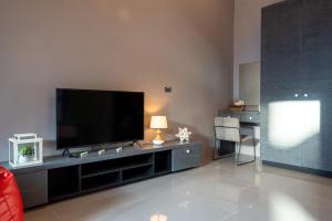 La Belle Pool Villa Phuket - Home Away from HOME