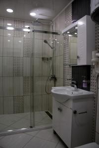 Unbeatable Location: New Lux Apartment Varna beach