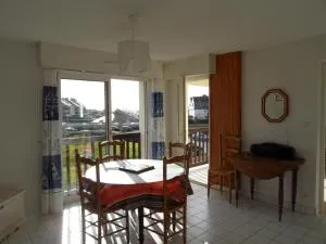 REF 204 Appartement pour six personnes situé entre port Crouesty et la plage ARZON - 阿尔宗 REF 204 Appartement pour six personnes situé entre port Crouesty et la plage ARZON - 阿尔宗