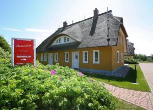Namas Sonnenhut rechts - [#119560] Ahrenshoop Vokietija