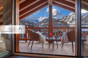 Suite with Mountain View room in Europe Hotel & Spa