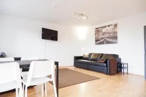 Outletcity Apartment Ferienwohnung Metzingen - Walddorf