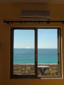 Apartment with Sea View (2 Adults )