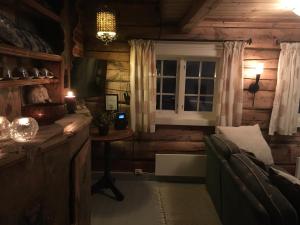 Veslehytta - cabin 1050 moh via amazing view and ambiance