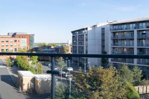 Spacious Central 2 Bedroom Apartment Birmingham England