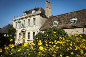 The Moonraker Hotel - Hilperton