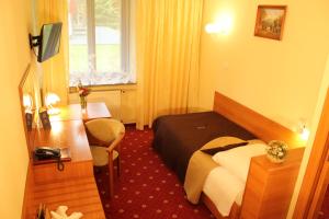 Single Room with passage to aquapark room in Pensjonat Antałówka