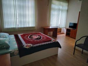 Suite with Balcony room in Club Hotel OSKOL 2