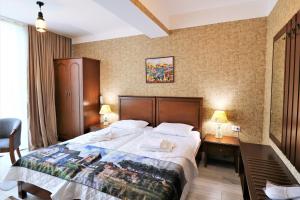 Hotel Liberty Theatre