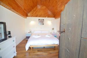 B&B / Chambres d'hotes Le Petit Chalet-Leard : photos des chambres