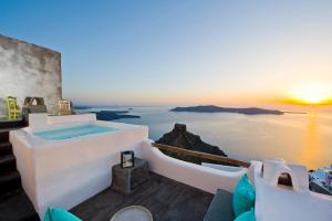Sophia Luxury Suites Santorini Greece