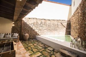 Mora de Rubielos con Piscina