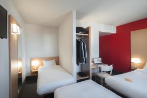 Hotels B&B HOTEL Bordeaux Centre Begles : Chambre Quadruple