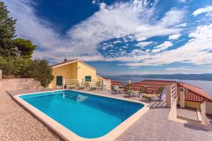 VILLA MASLINA, with private 32m2Pool, panoramic views on 100km coastline, 12 pax
