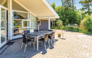 Amazing Home In Slagelse With Kitchen