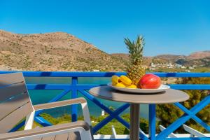 Dolphin Bay Family Beach Resort Syros Greece