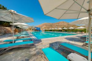 Dolphin Bay Family Beach Resort Syros Greece