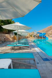 Dolphin Bay Family Beach Resort Syros Greece