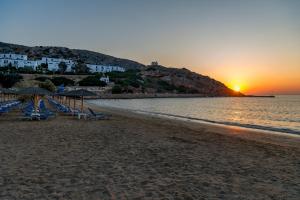 Dolphin Bay Family Beach Resort Syros Greece