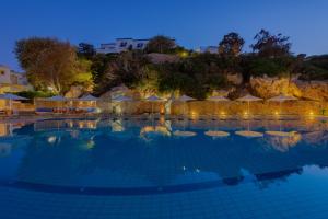 Dolphin Bay Family Beach Resort Syros Greece