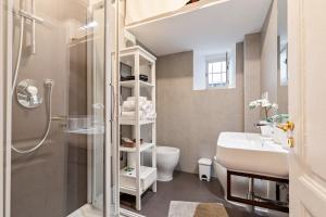 Urbana Apartment Colosseum