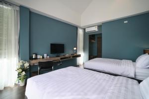 The Nichehome Waterside Living