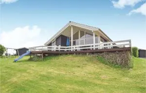 3 Bedroom Cozy Home In Glesborg - Glesborg