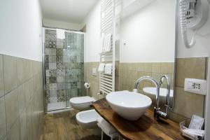 Camera Familiare con Bagno Privato