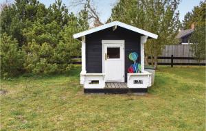 Gorgeous Home In Skivarp With Sauna