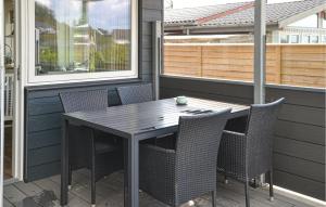 Awesome Home In Esbjerg V With Wifi