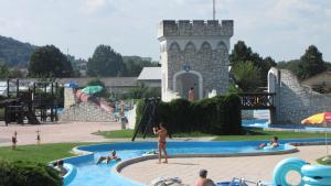 Happy Camp Mobile Homes in Camping Terme Čatež